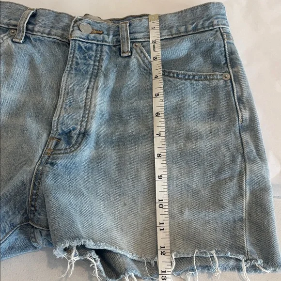 EVERLANE The Relaxed 90’s shorts button fly 5 pockets raw edge hem light blue 27 - Picture 13 of 16